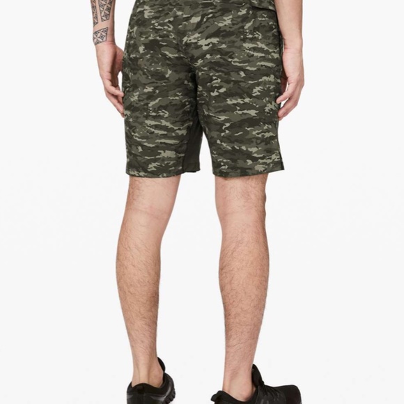 LULULEMON T.H.E. Short 9" linerless short - Picture 4 of 7